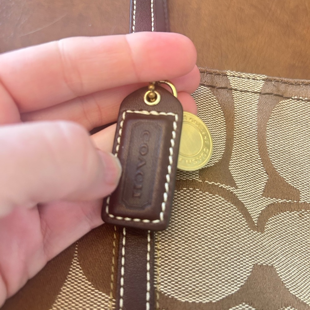 Coach 2007 Legacy Story with Signature Jacquard Tote in EUC - Picture 7 of 13